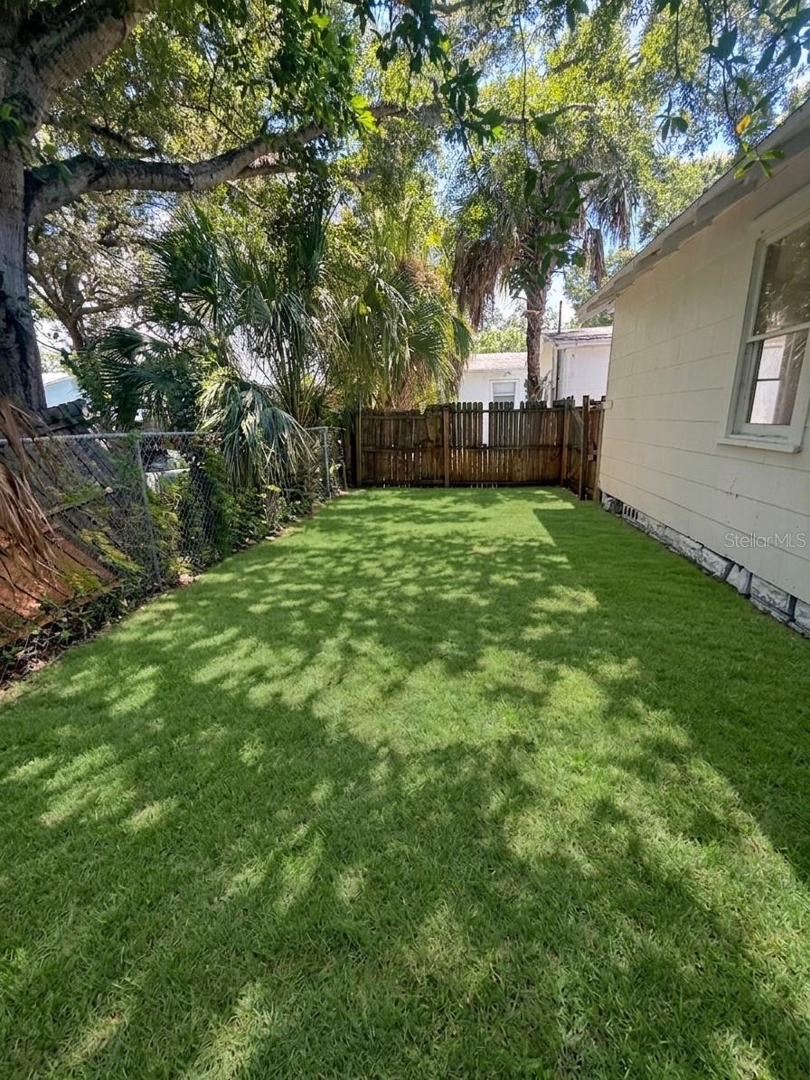 1543 43rd St S #b Property Photo 17