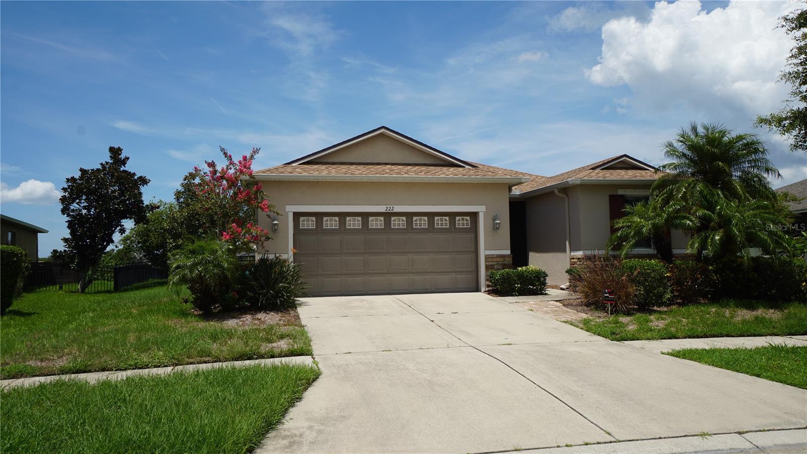 222 Star Shell Dr Property Photo 2
