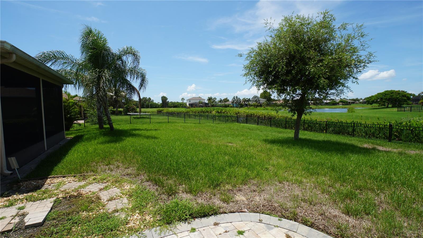 222 Star Shell Dr Property Photo 18