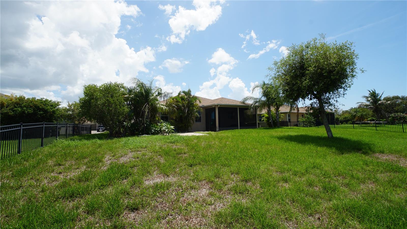 222 Star Shell Dr Property Photo 19