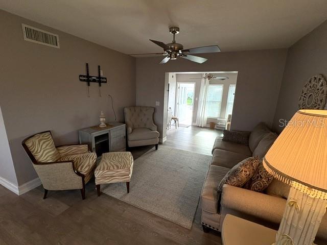 1544 Council Dr Property Photo 16