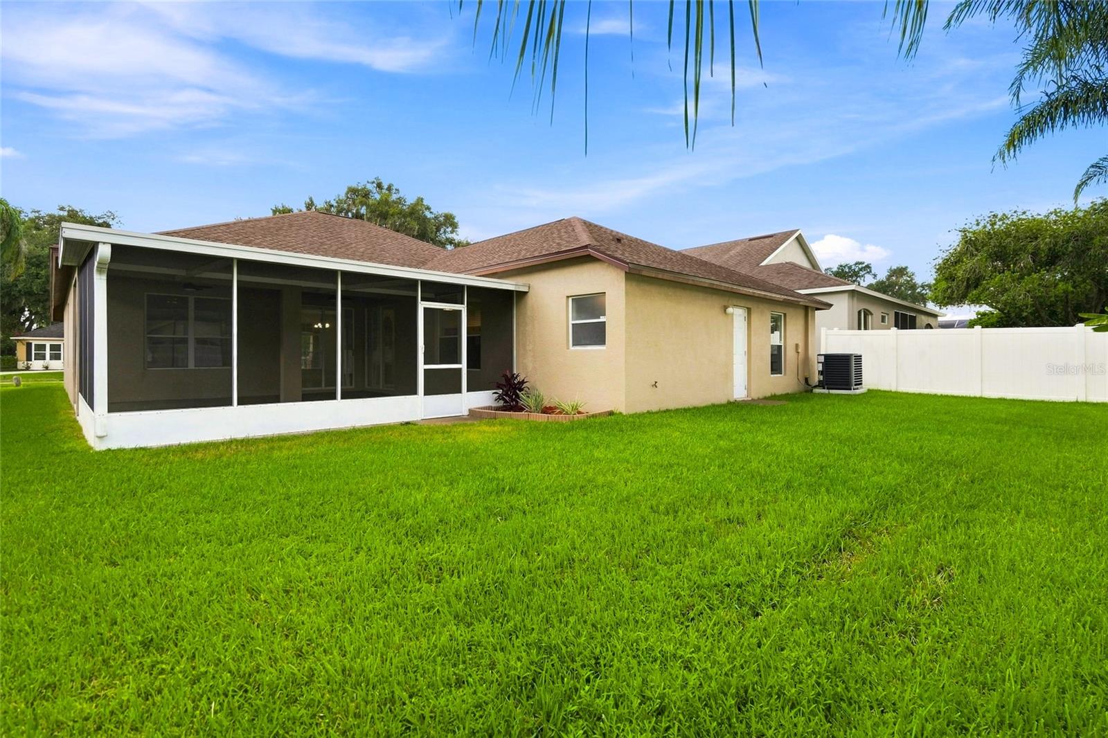 30501 Iverson Dr Property Photo 2