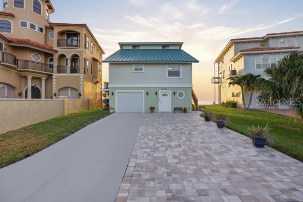 6421 Driftwood Dr Property Photo 1