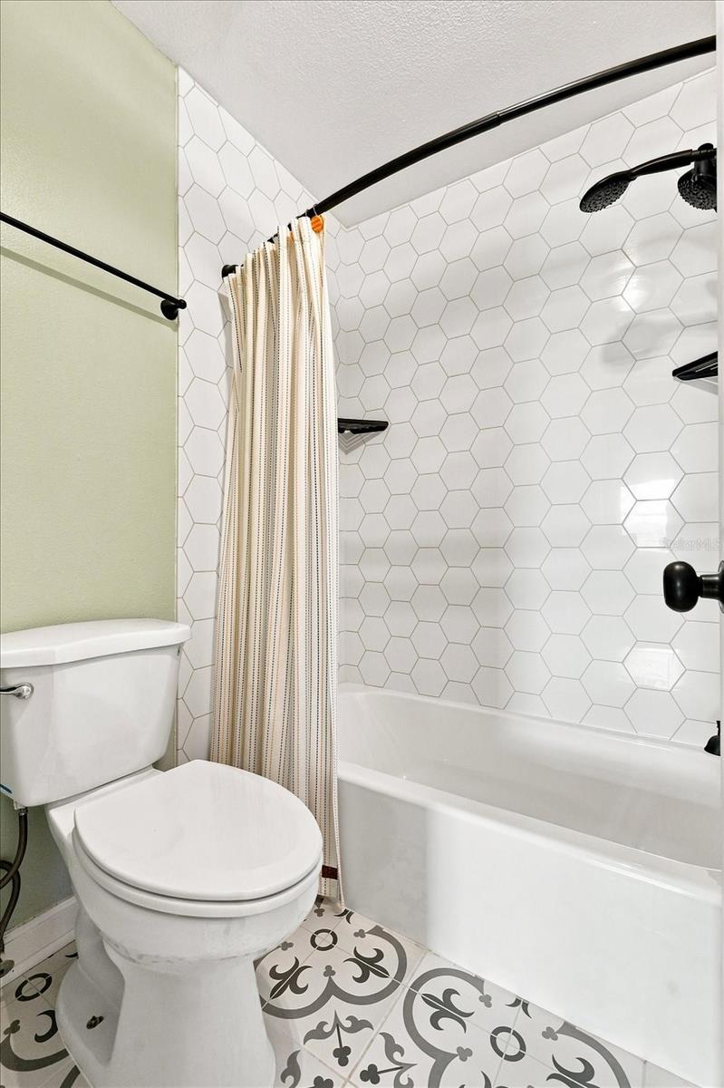 2400 Feather Sound Dr #133 Property Photo 11