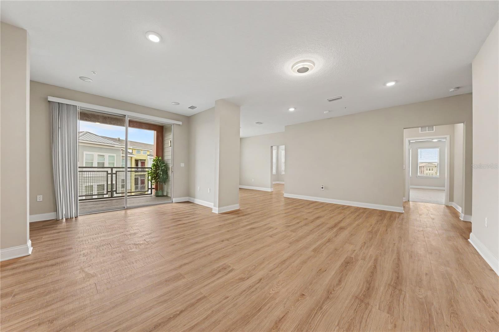 7505 Laureate Blvd #2407 Property Photo 6