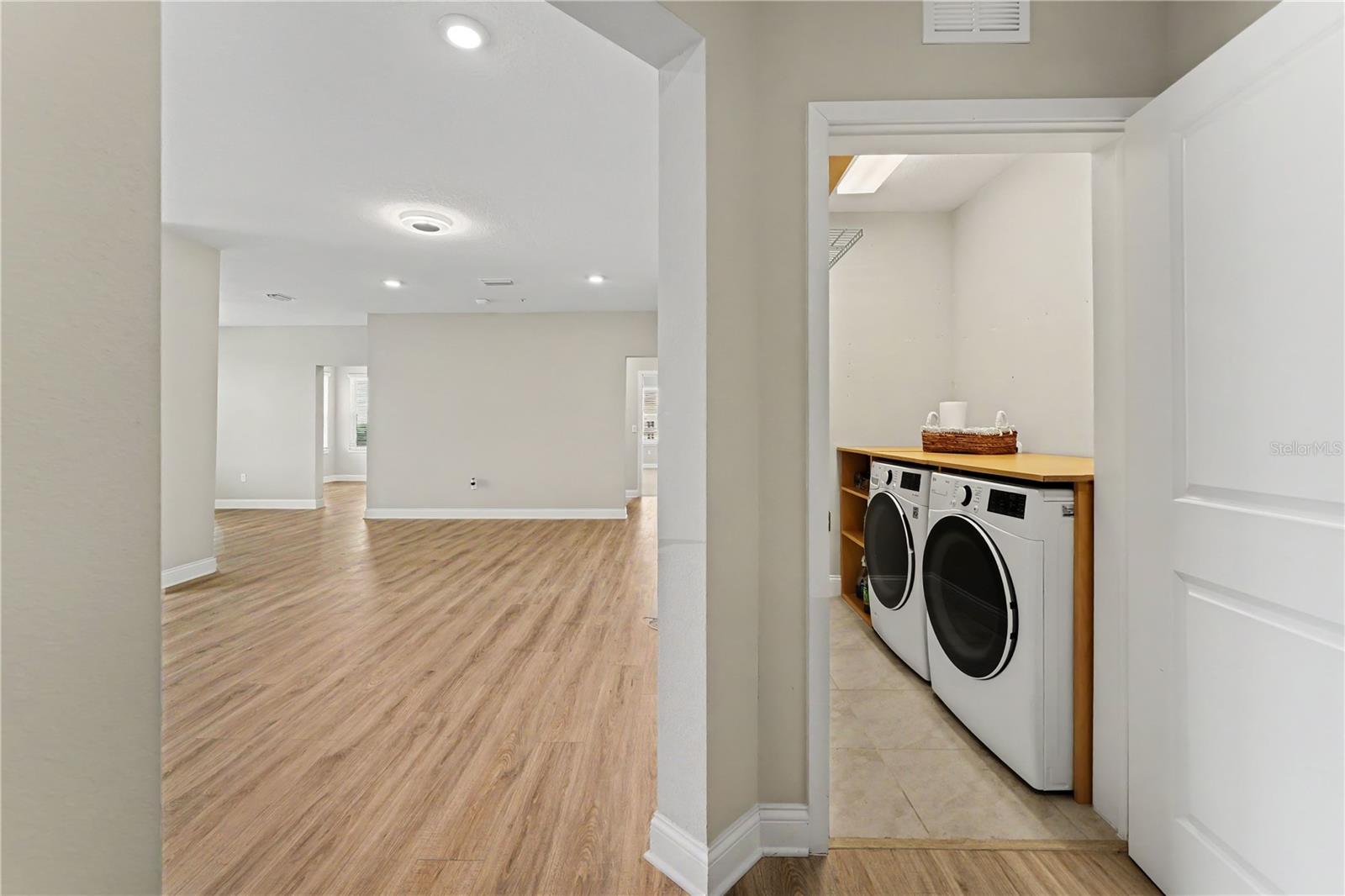 7505 Laureate Blvd #2407 Property Photo 34