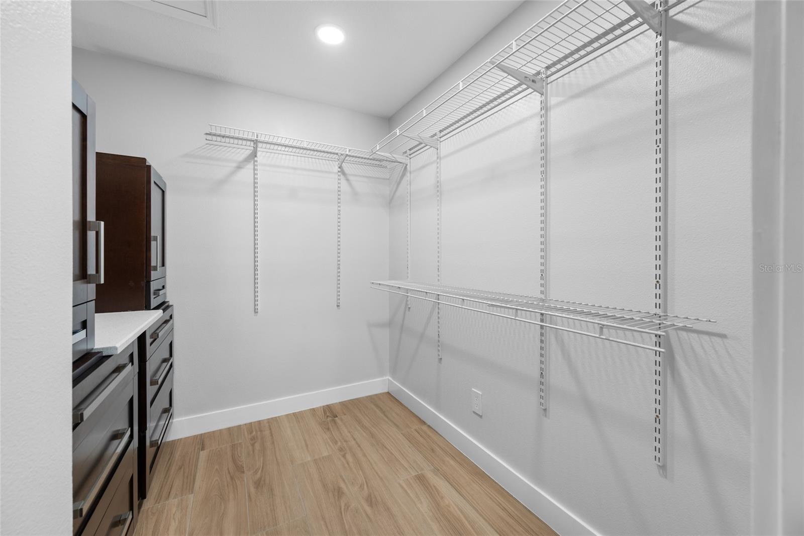14908 Salamander Pl Property Photo 32