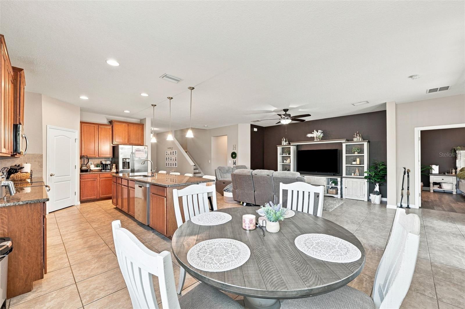 12110 Legacy Bright St Property Photo 5