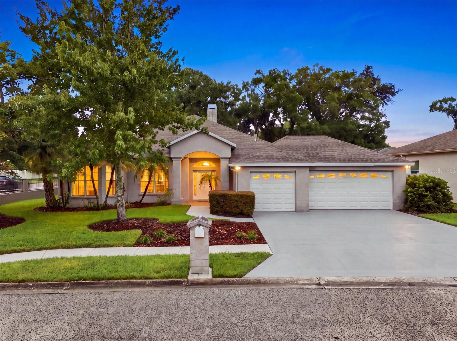14902 Devonshire Woods Pl Property Photo 37