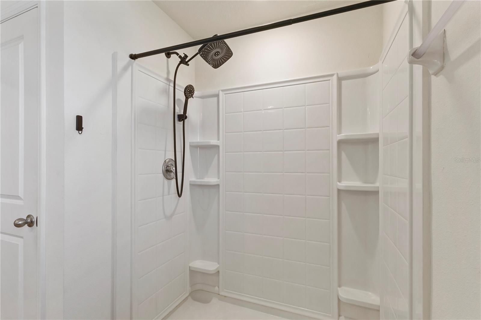13695 Wineberry Dr Property Photo 23
