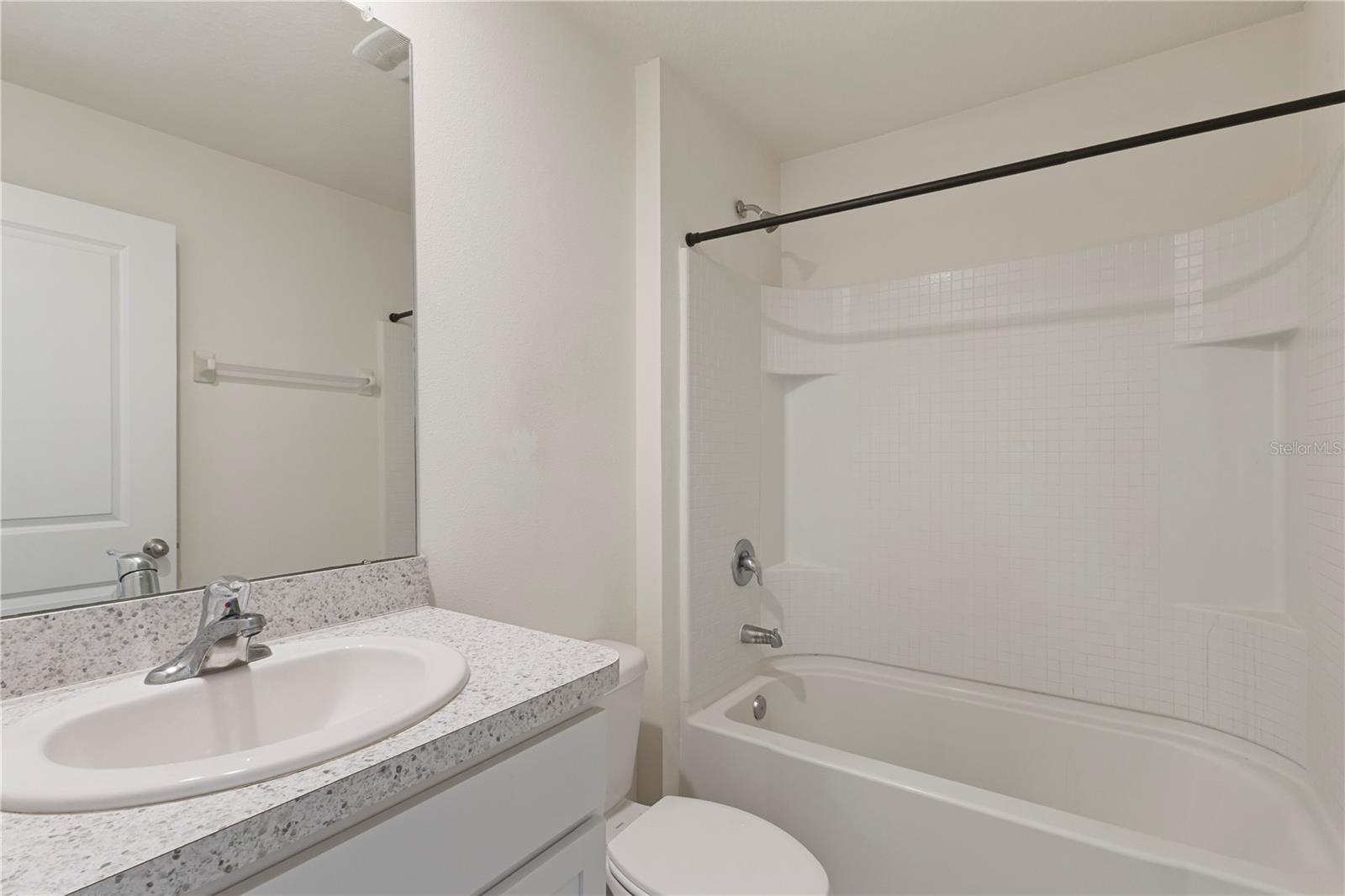 13695 Wineberry Dr Property Photo 27