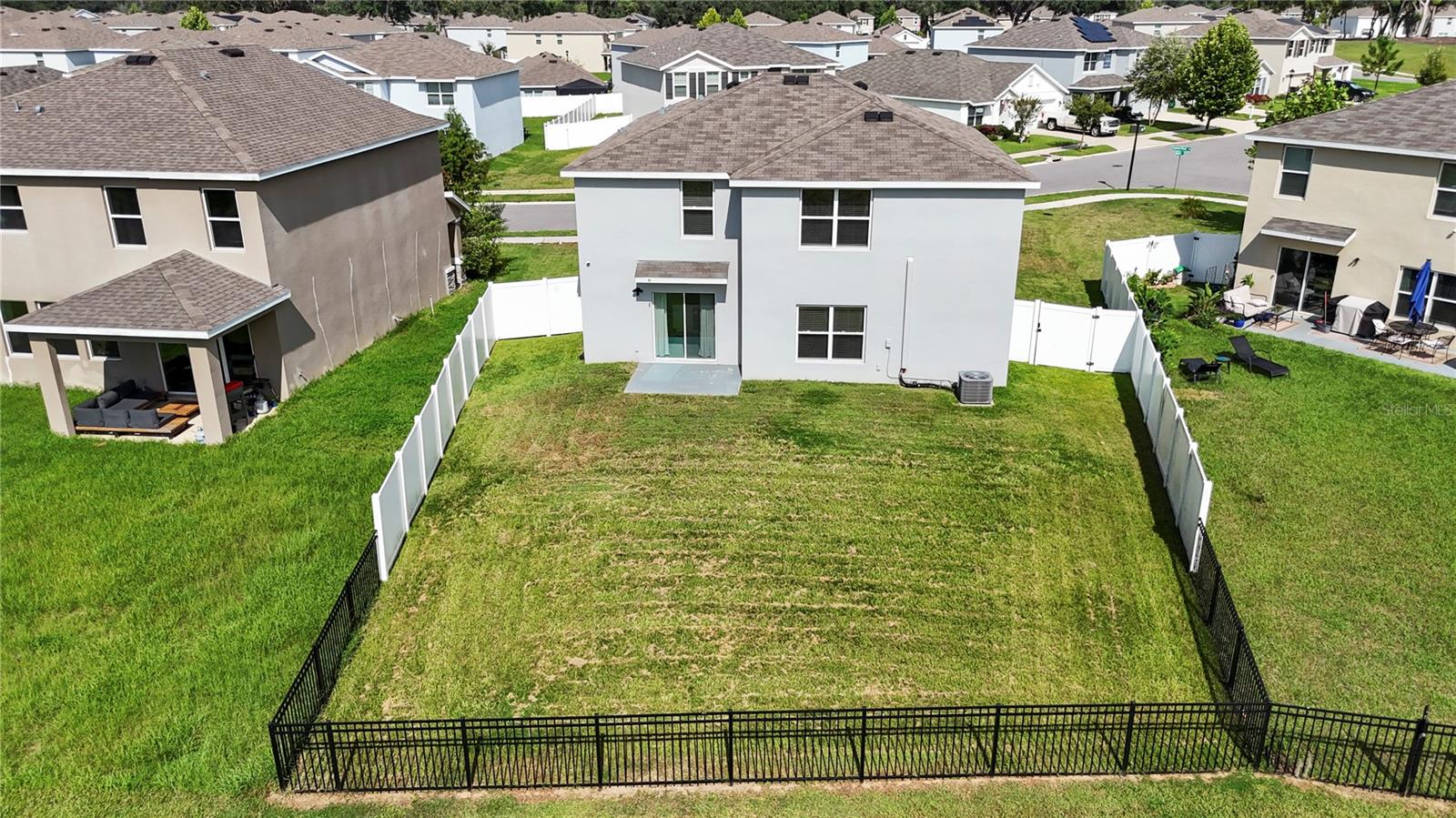 13695 Wineberry Dr Property Photo 39