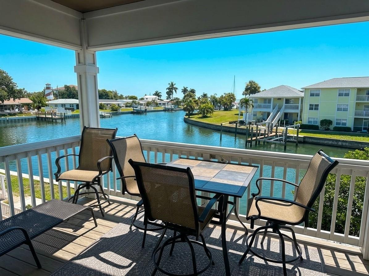 4728 Beach #c Property Photo 3