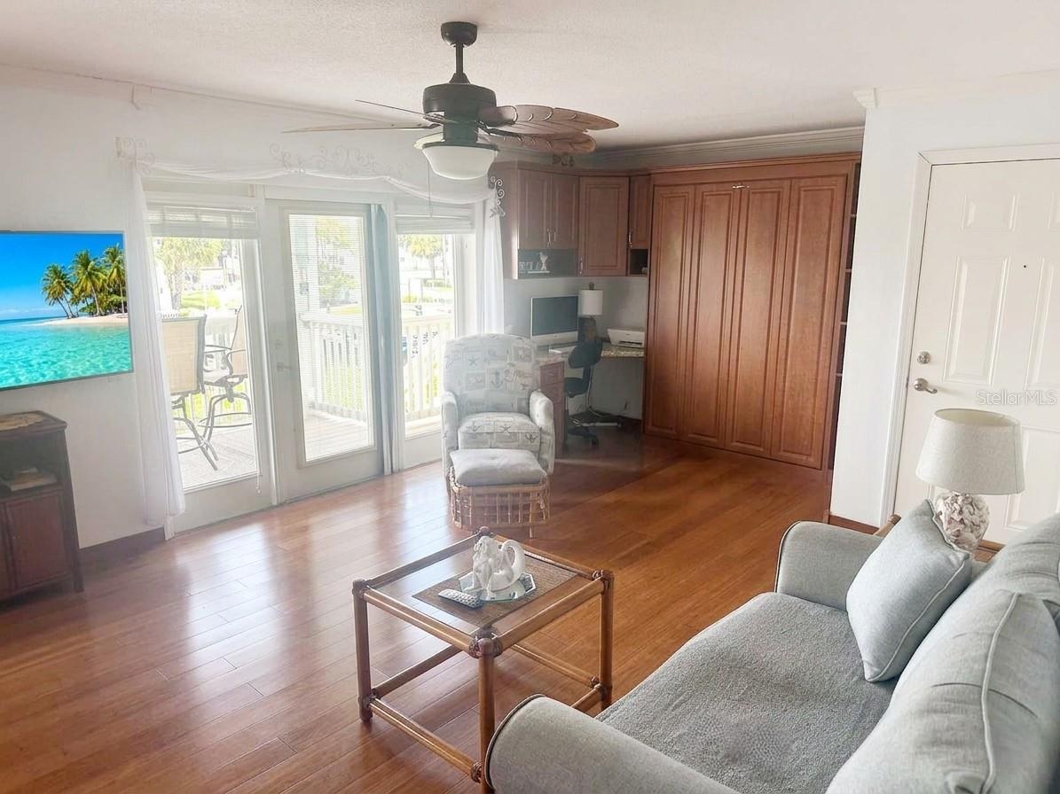 4728 Beach #c Property Photo 8