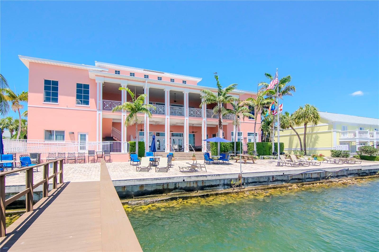4728 Beach #c Property Photo 28