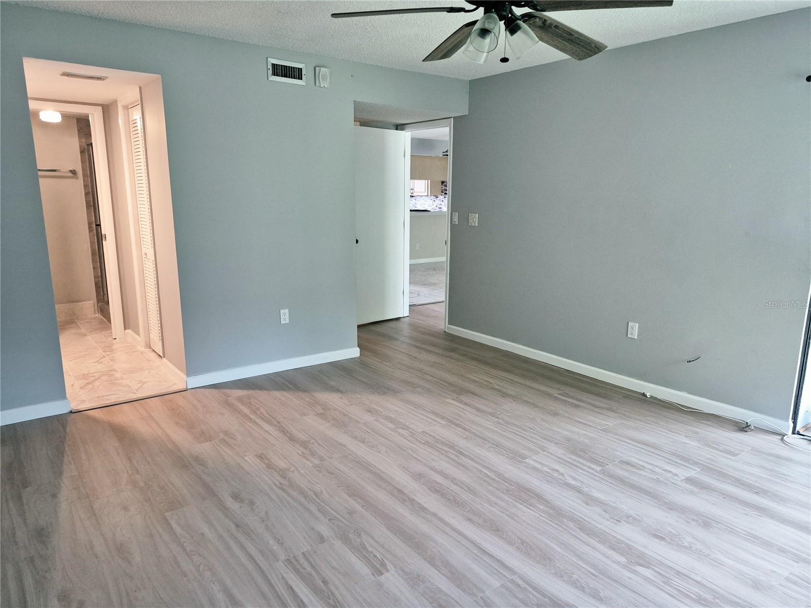 222 Caryl Way Property Photo 22