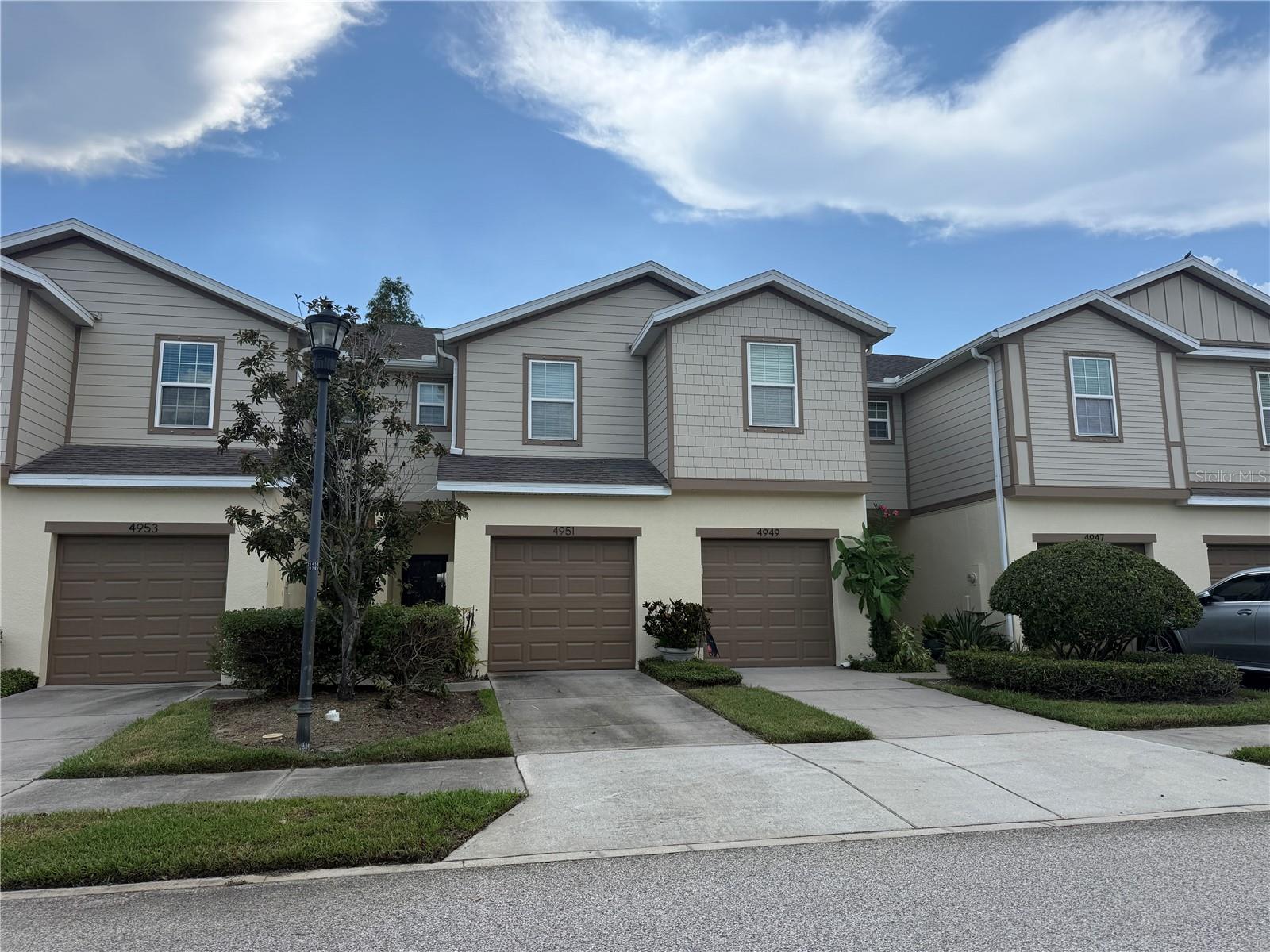 4951 White Sanderling Ct Property Photo 1
