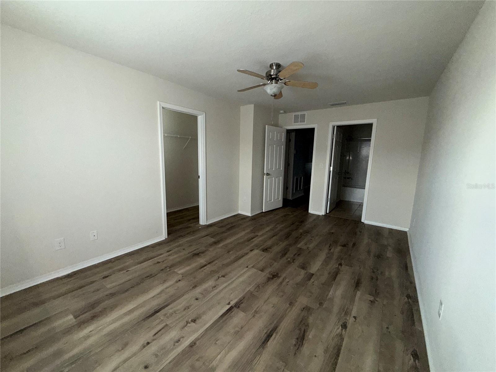 4951 White Sanderling Ct Property Photo 18