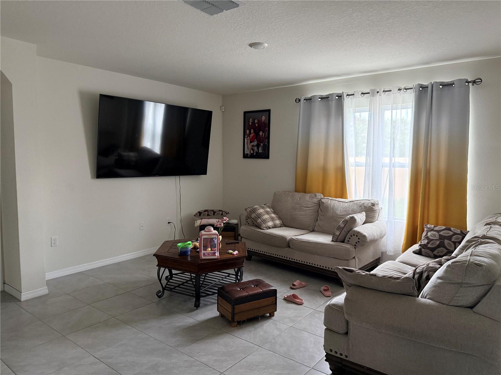 3597 Yarian Property Photo 10