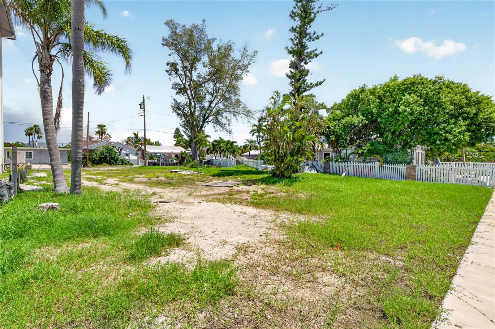 331 Boca Ciega Dr Property Photo 21