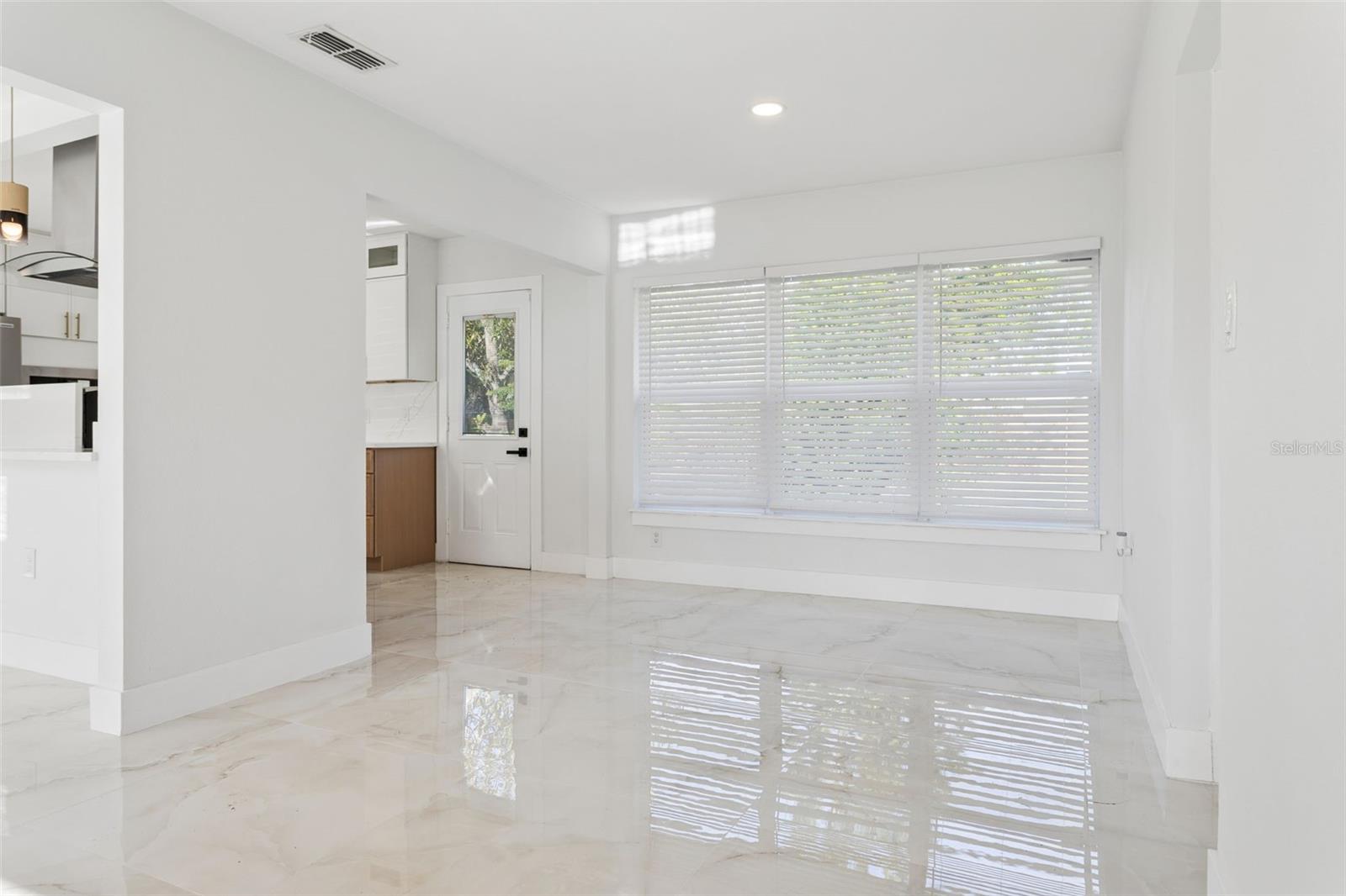 540 Milwaukee Ave Property Photo 10