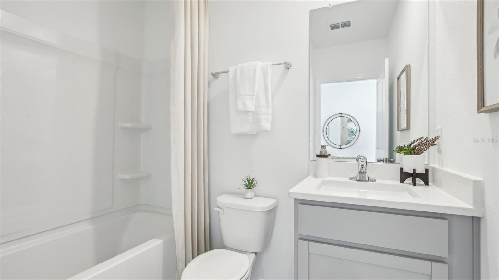 1214 Alpine Ash Pl Property Photo 5