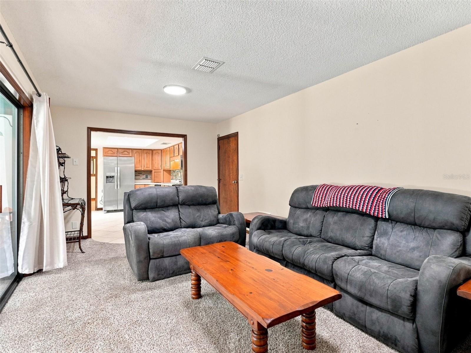 1139 Desmond Ave Property Photo 14