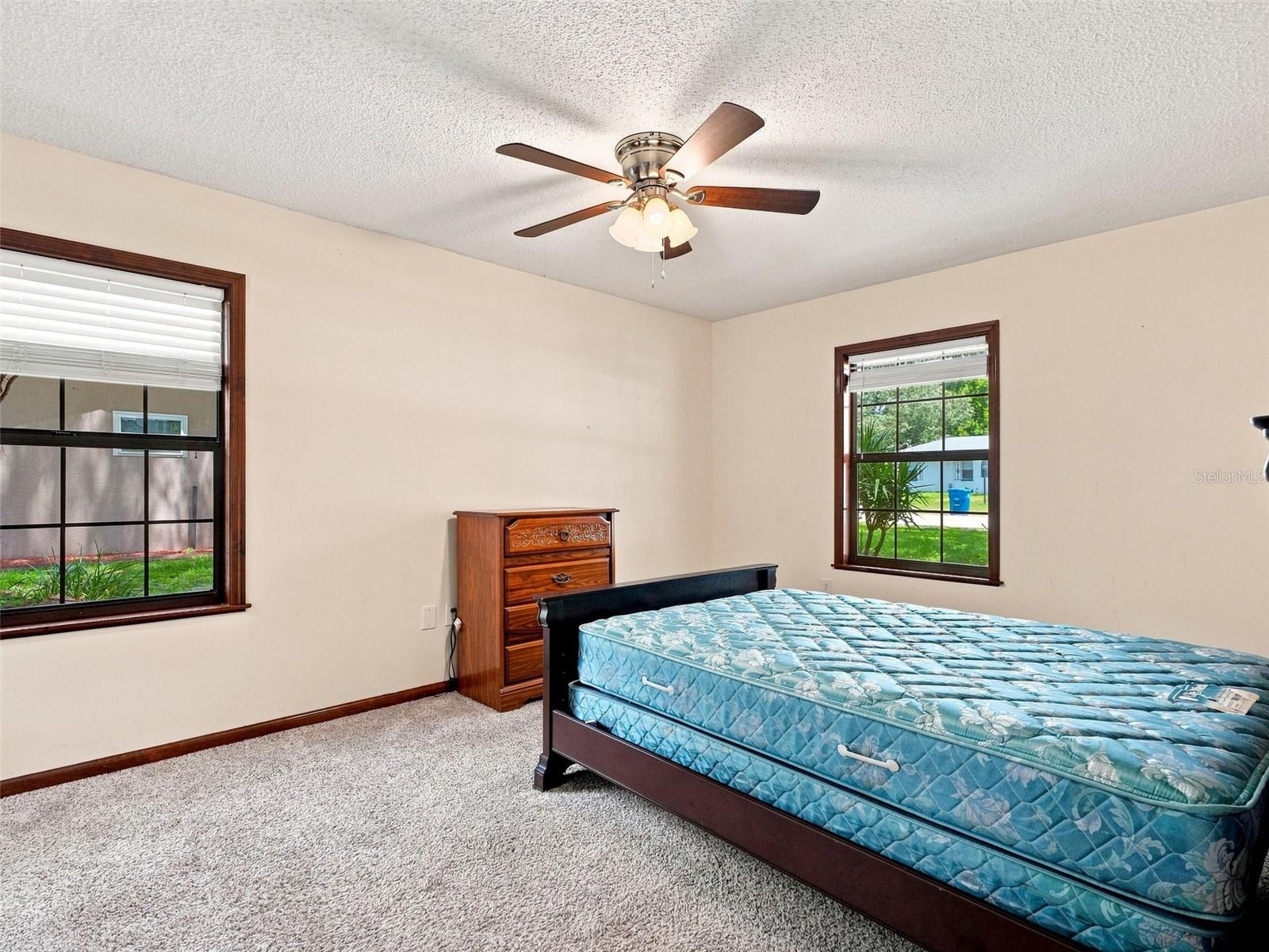1139 Desmond Ave Property Photo 16