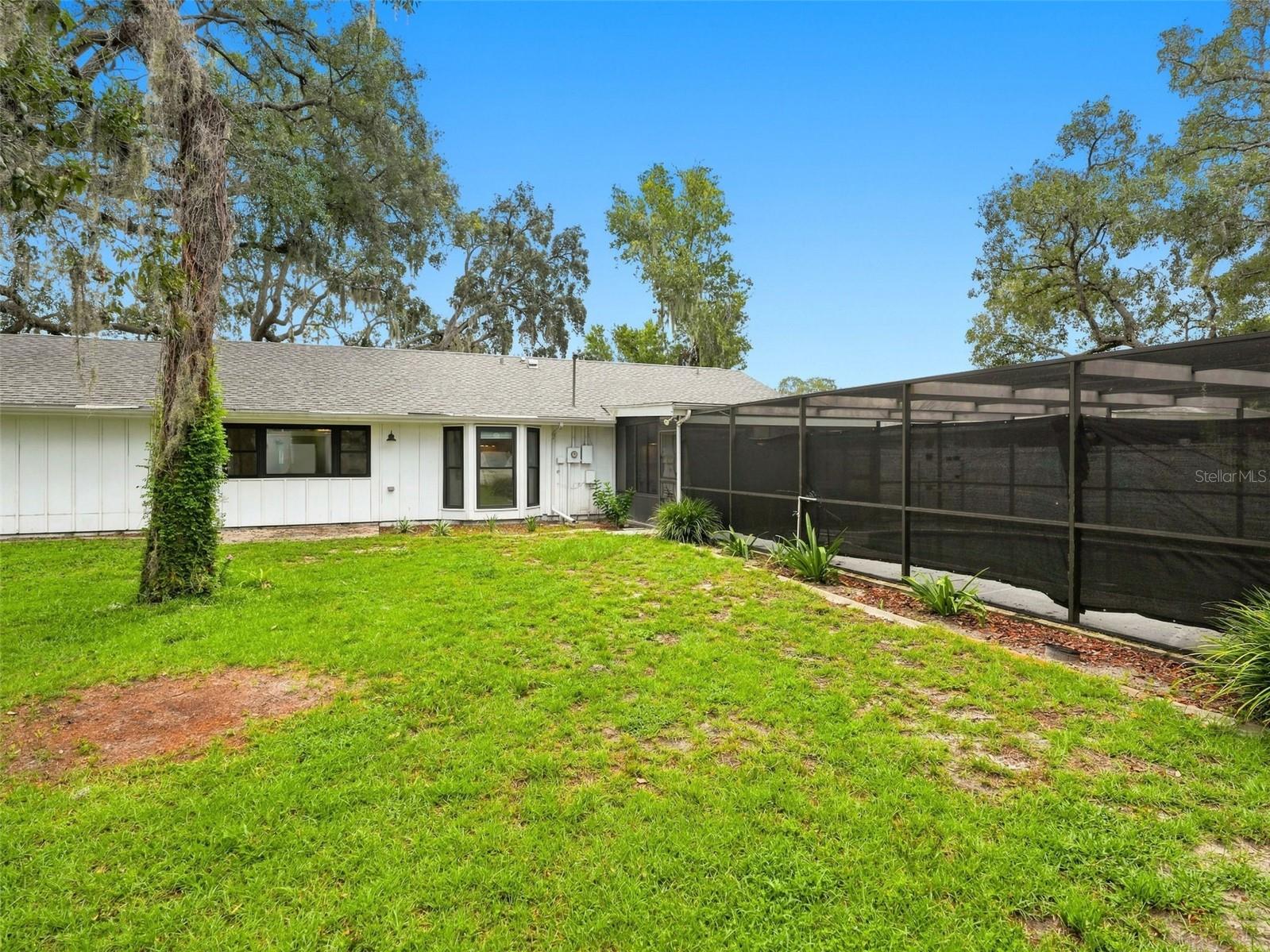 1139 Desmond Ave Property Photo 23