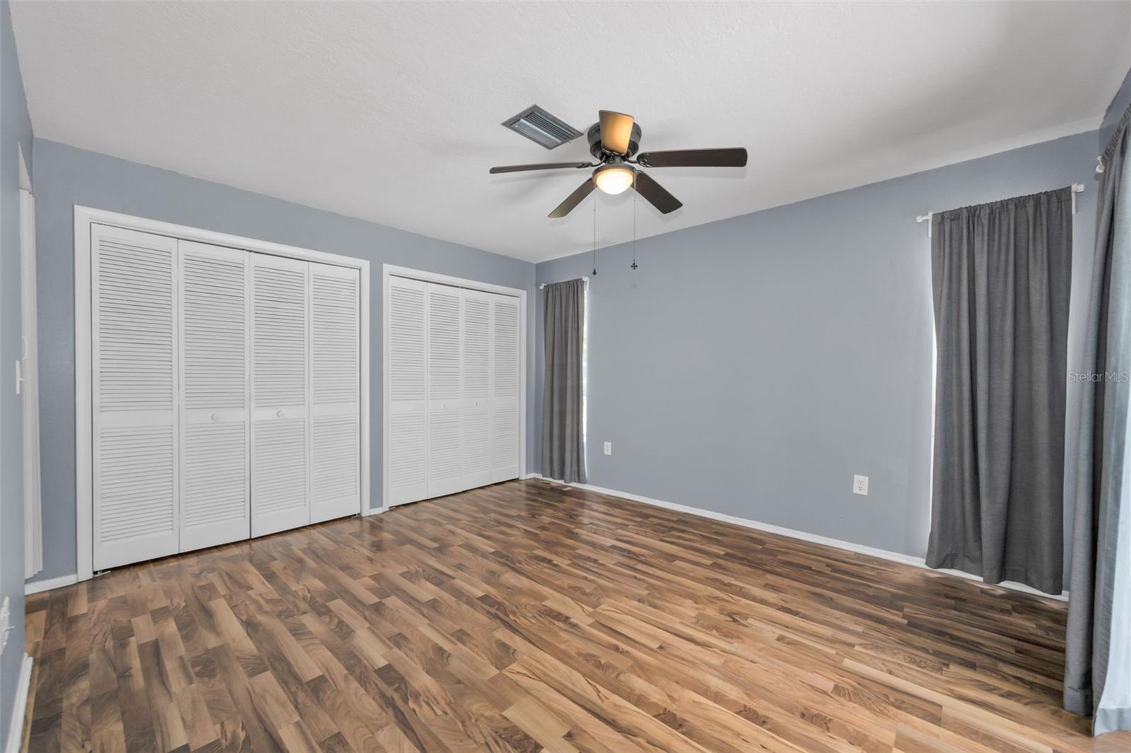 13005 Club Dr Property Photo 17