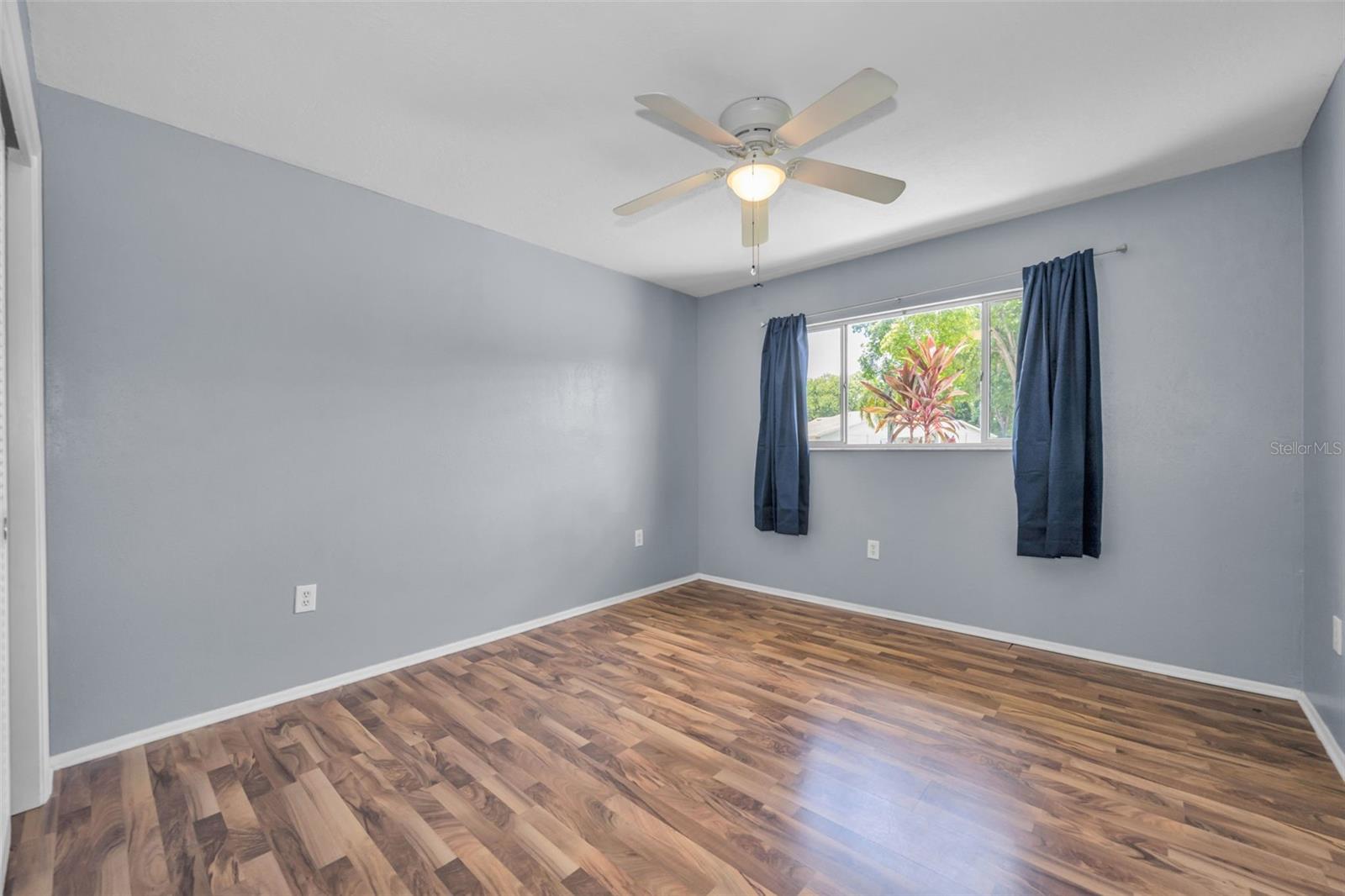 13005 Club Dr Property Photo 23