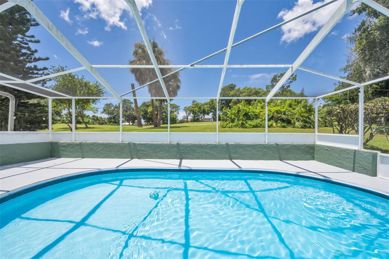 13005 Club Dr Property Photo 31