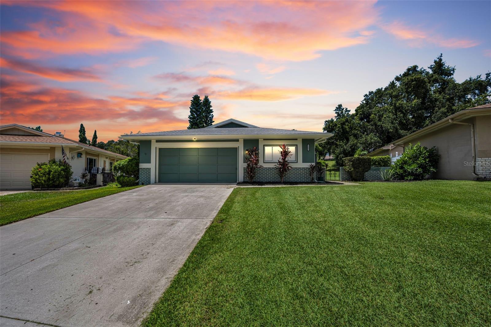 13005 Club Dr Property Photo 32