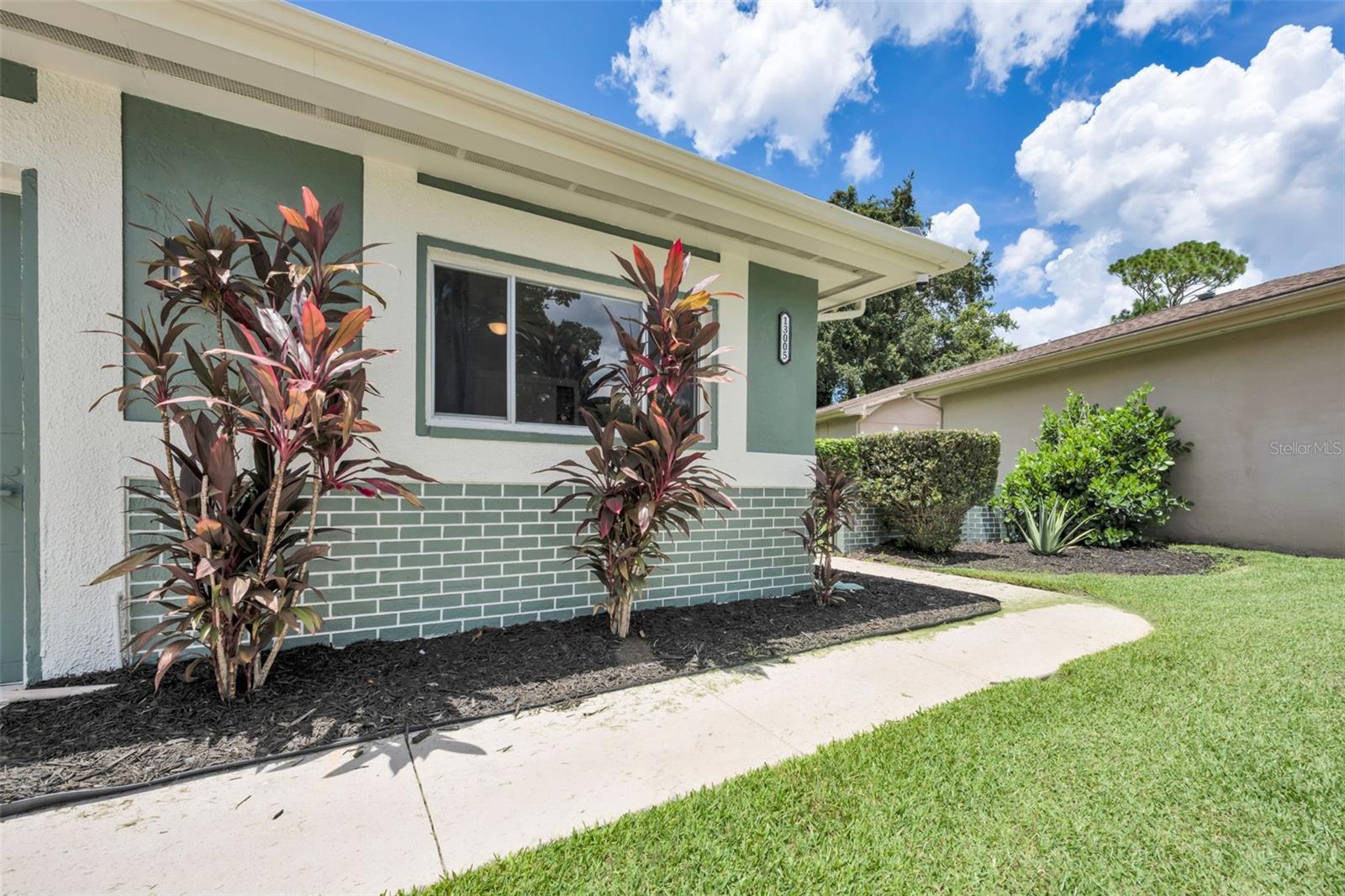 13005 Club Dr Property Photo 34