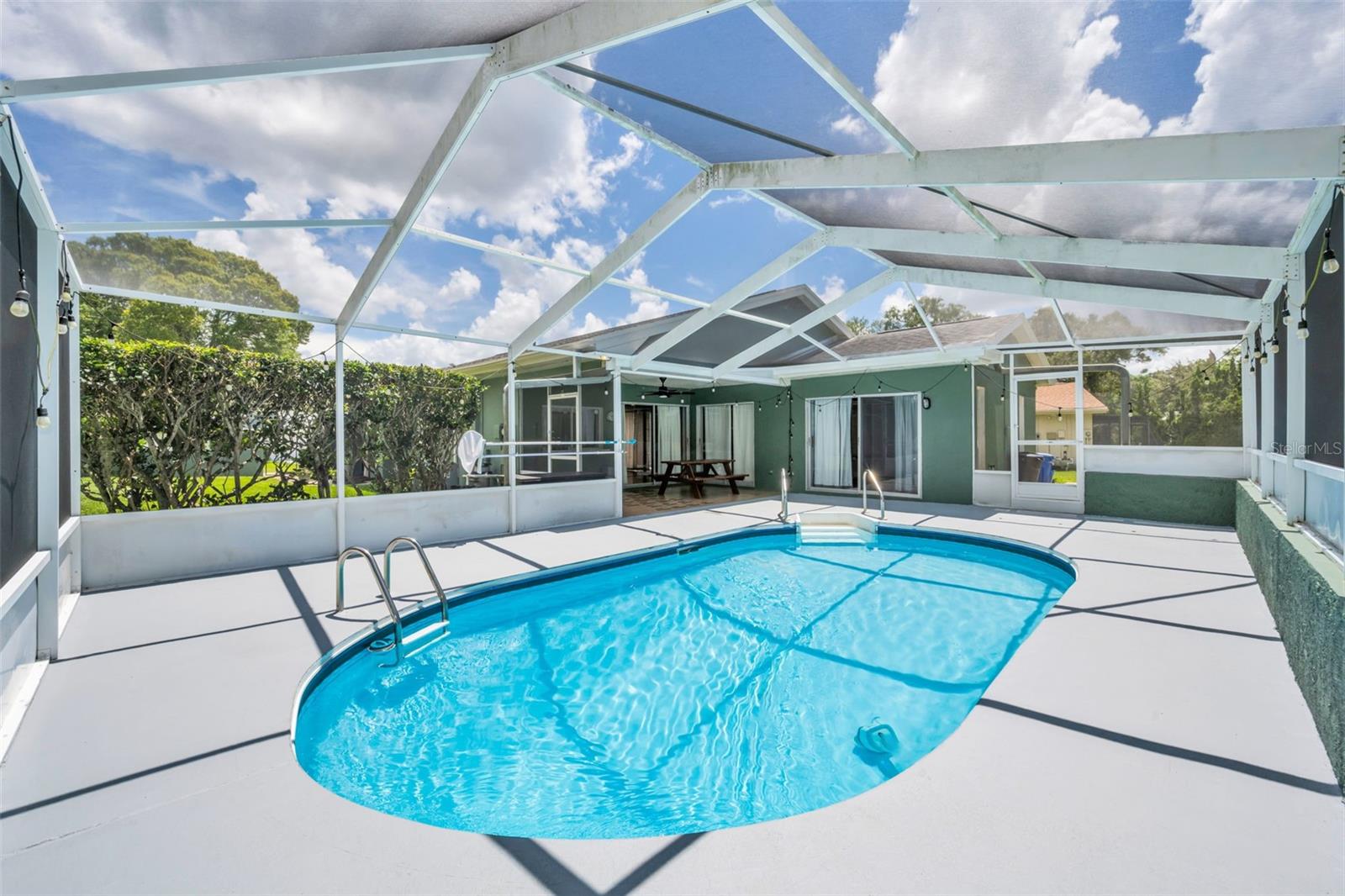 13005 Club Dr Property Photo 41