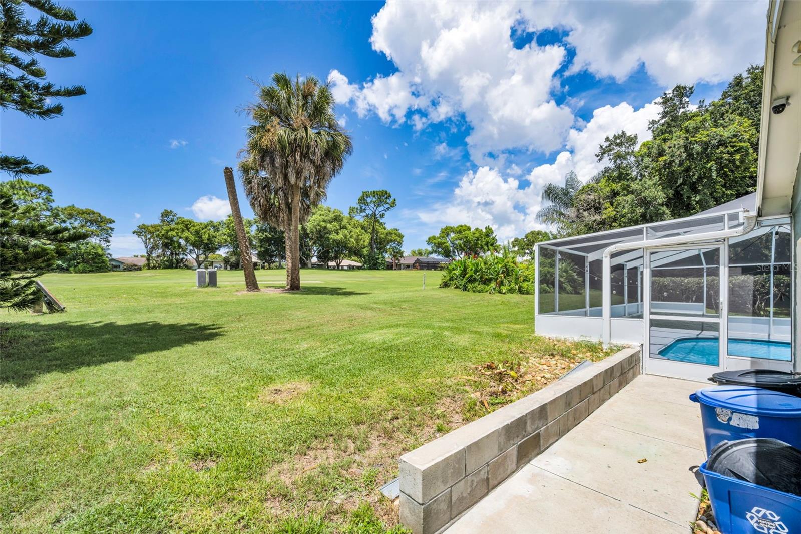 13005 Club Dr Property Photo 45
