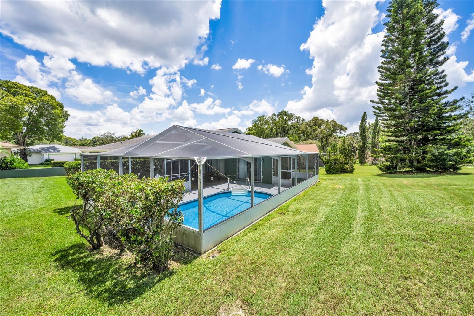 13005 Club Dr Property Photo 49