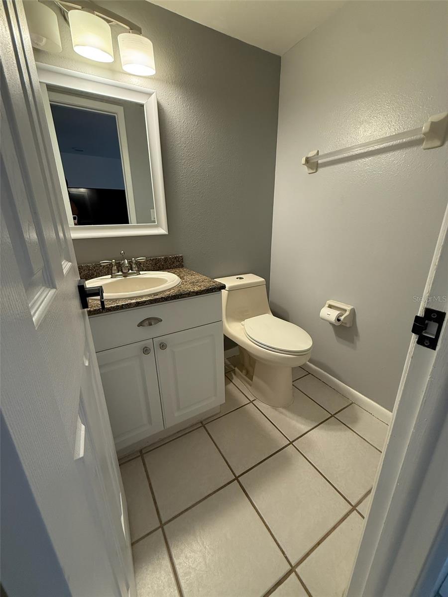 8004 Beltrees Ct Property Photo 12