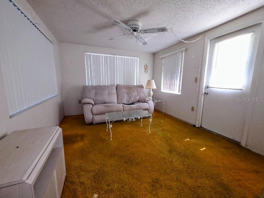 7639 Seashore Dr Property Photo 2