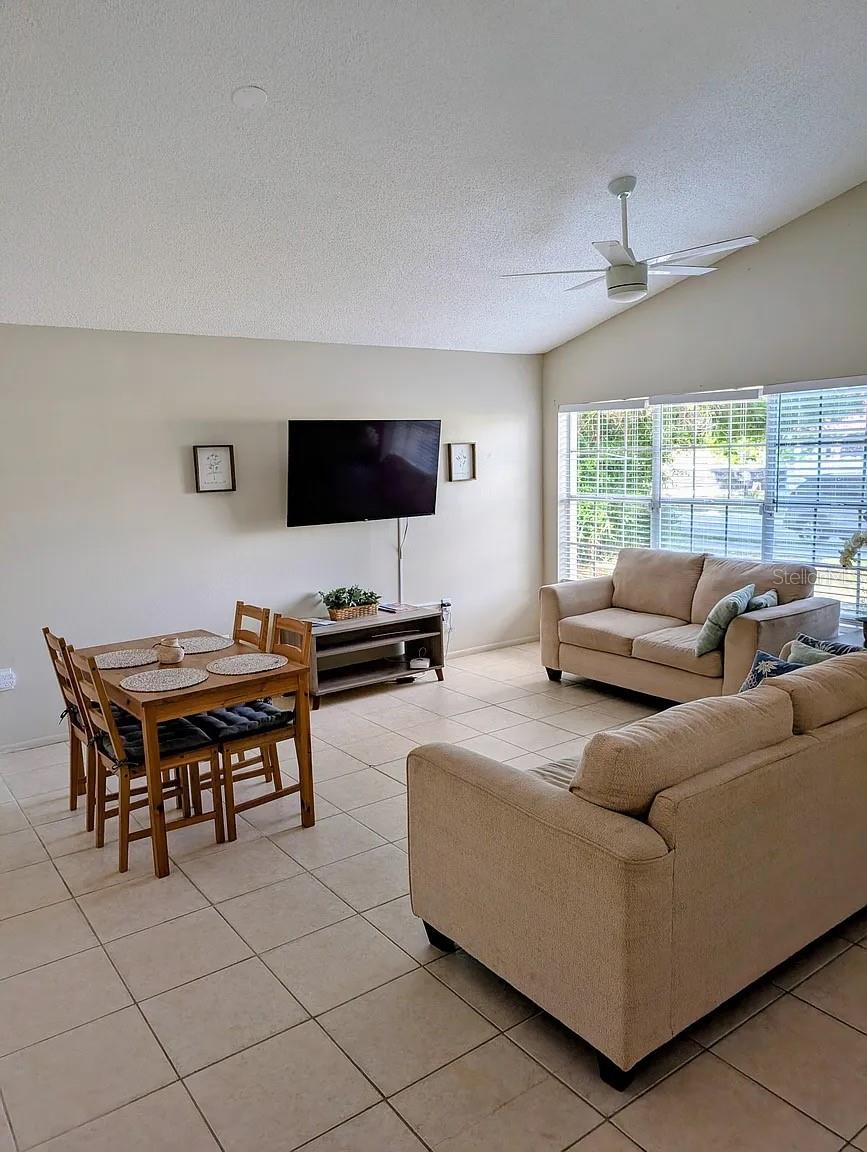 1083 Snead Ave Property Photo 4