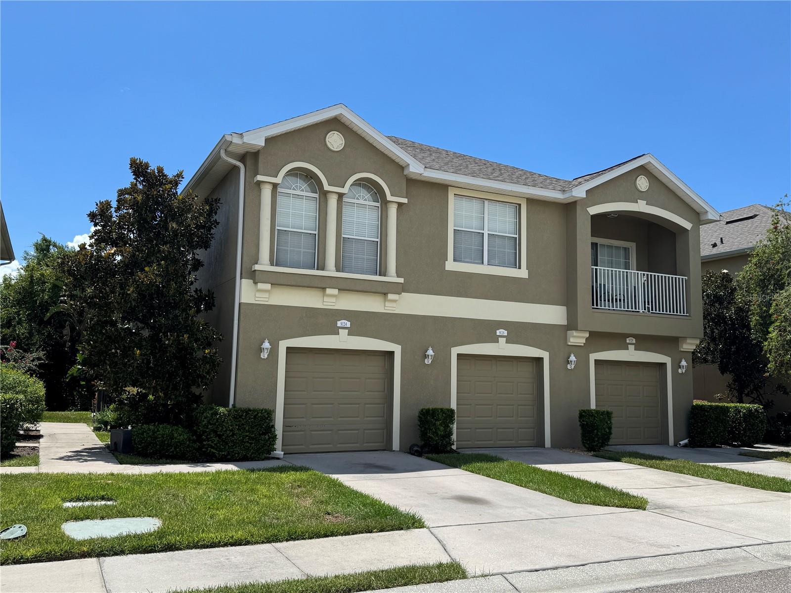 9124 MOONLIT MEADOWS LOOP Property Photo 1