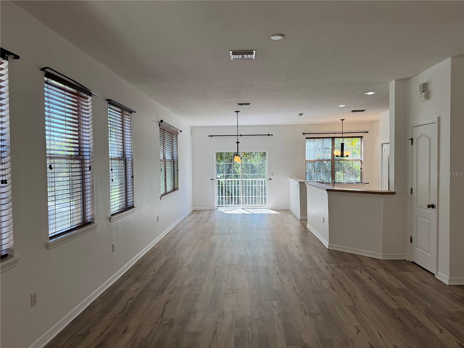 9124 Moonlit Meadows Loop Property Photo 3