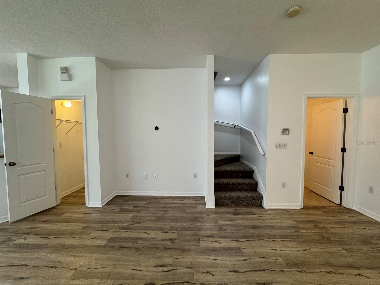 9124 Moonlit Meadows Loop Property Photo 4