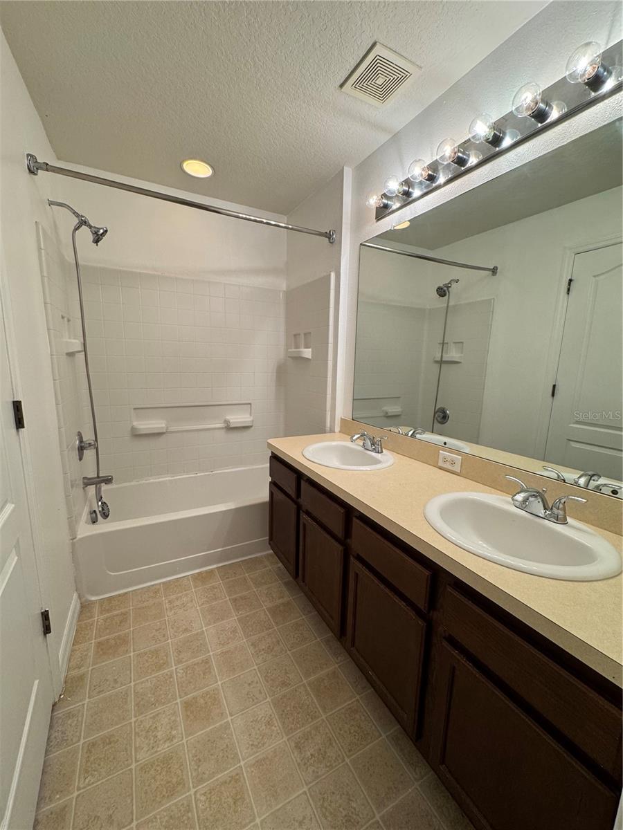 9124 Moonlit Meadows Loop Property Photo 13
