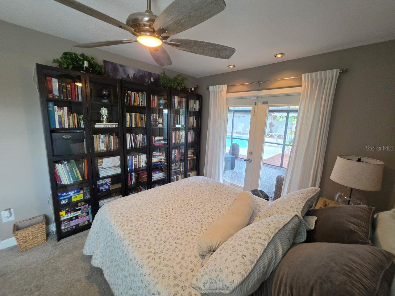 6923 Silvermill Dr Property Photo 46