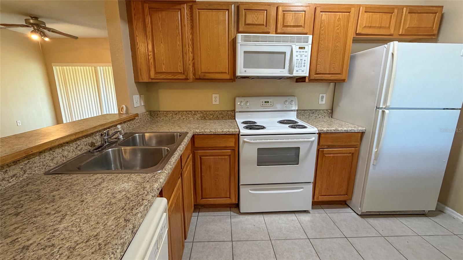 9523 Grovedale Cir #101 Property Photo 4