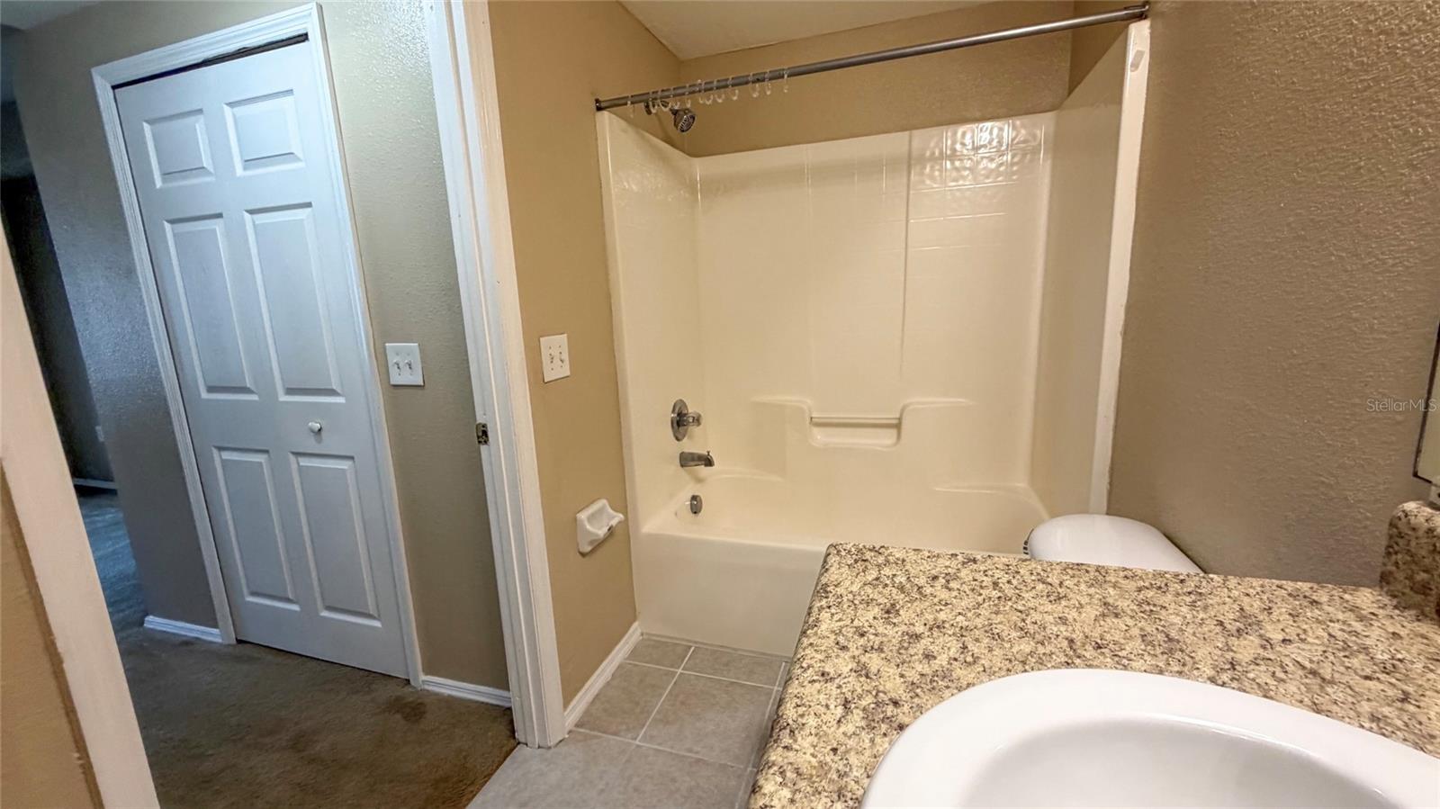 9523 Grovedale Cir #101 Property Photo 34