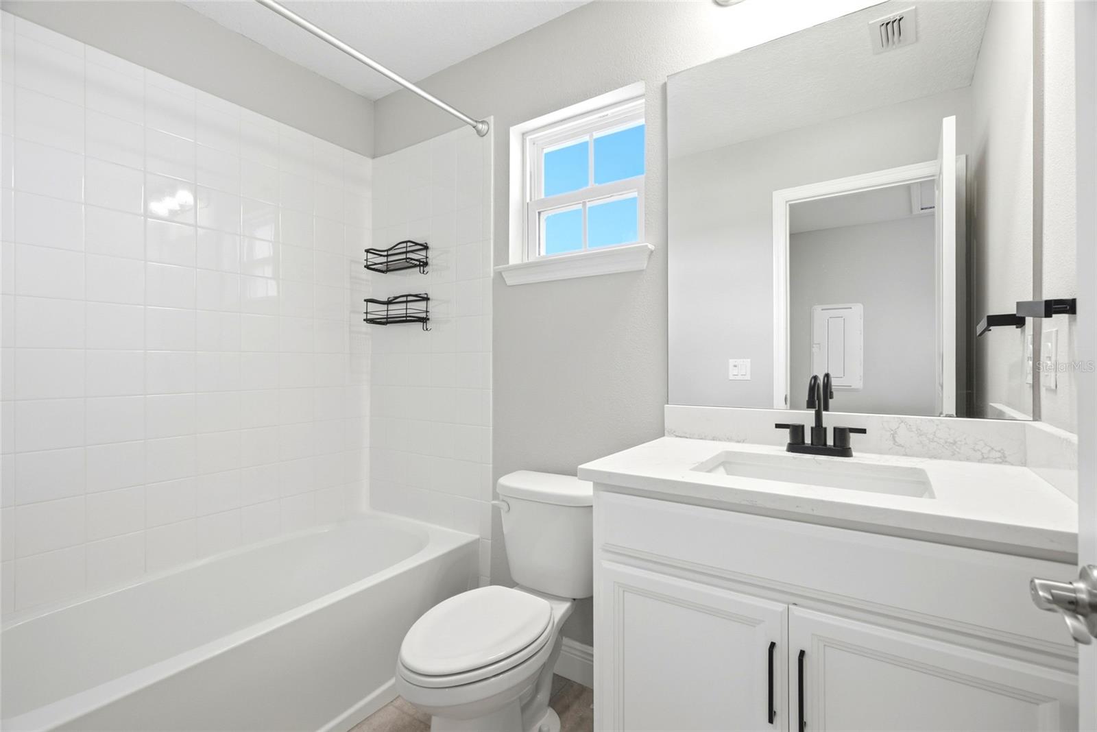 5282 Neil Dr Property Photo 10