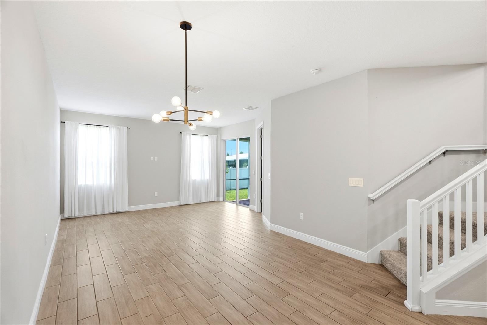 5282 Neil Dr Property Photo 31