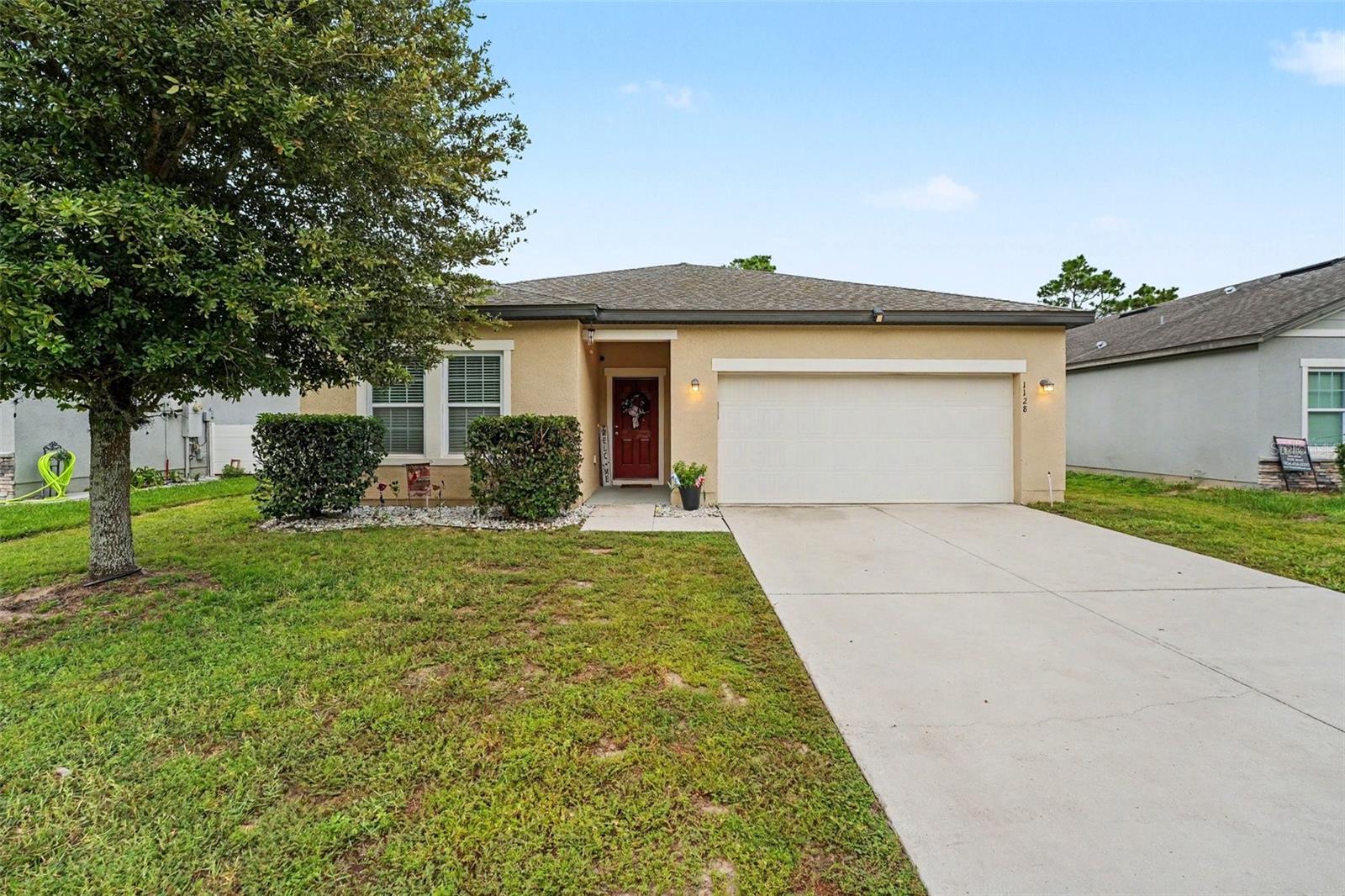 1128 ROBERTA RD